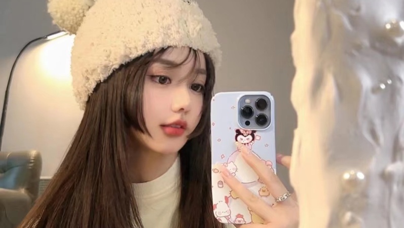 繁华落尽伊雯心直播看直播,来打开你的惊喜奇遇～燃舞长腿欢欢直播能